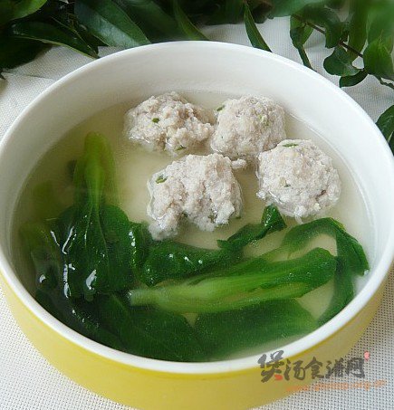 鸡毛菜肉丸汤的做法