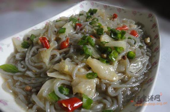 麻辣白菜炖粉条的做法