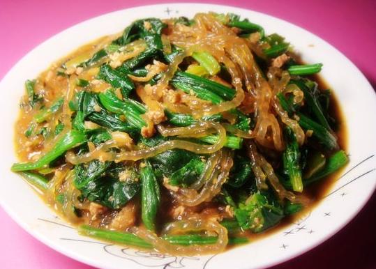 菠菜肉末炖粉条的做法
