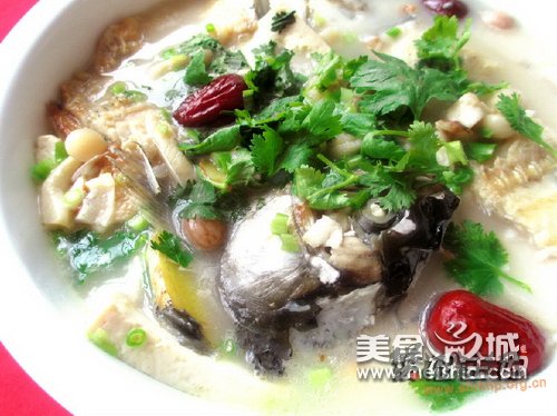 养生鱼骨汤的做法