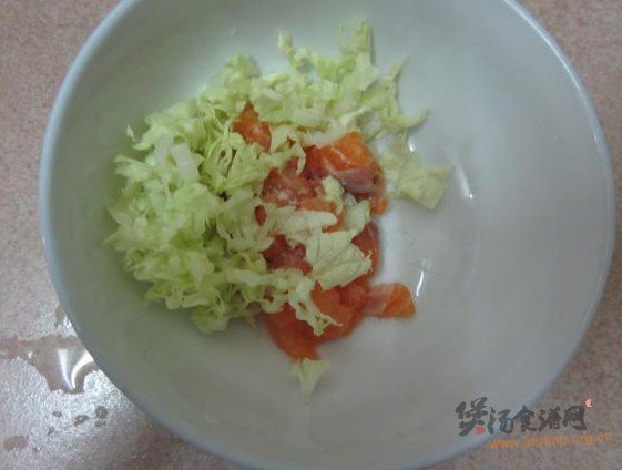 菜丝三文鱼粥的做法