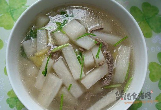 白萝卜牛肉汤的做法