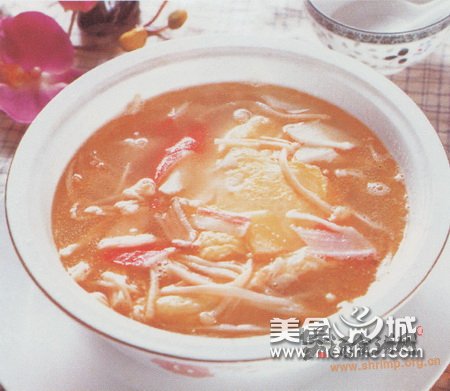 金针菇煎蛋汤的做法