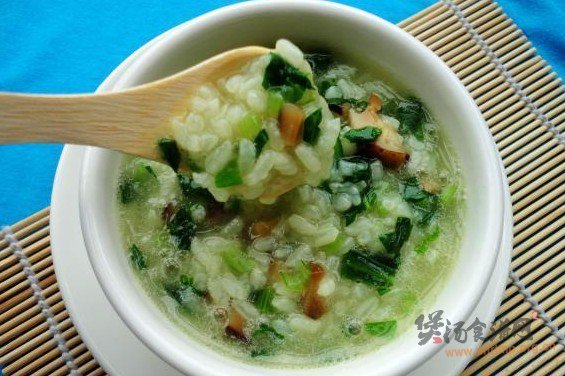 香菇青菜粥的做法