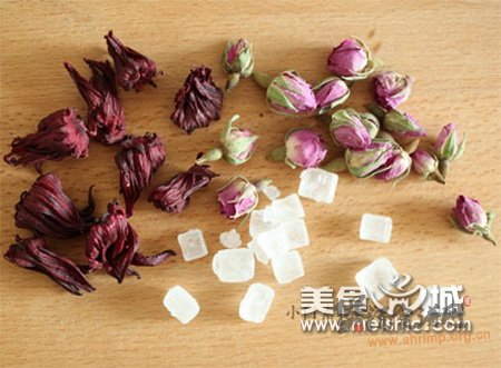 玫瑰洛神饮的做法