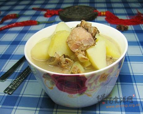 腊排骨炖土豆的做法