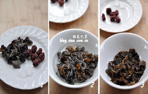 黑木耳红枣汤的做法
