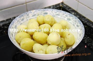 新土豆炖鲶鱼的做法