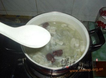 鱼泡粉丝汤的做法