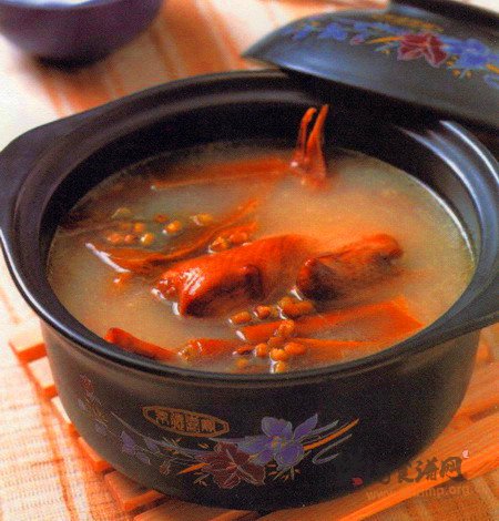 绿豆海带煲乳鸽的做法