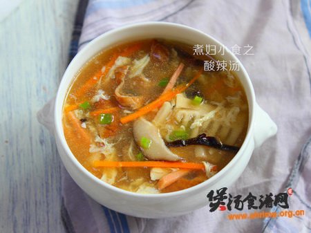 消暑开胃酸辣汤的做法