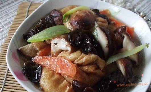香茹面筋煲的做法