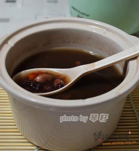 养血三红汤的做法