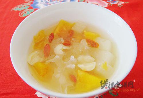 木瓜银耳炖雪梨的做法