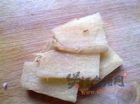 虫草排骨汤的做法