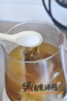 火龙花益气鸡汤的做法
