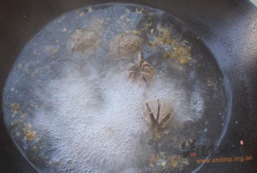 麦菜油豆腐牛丸汤的做法