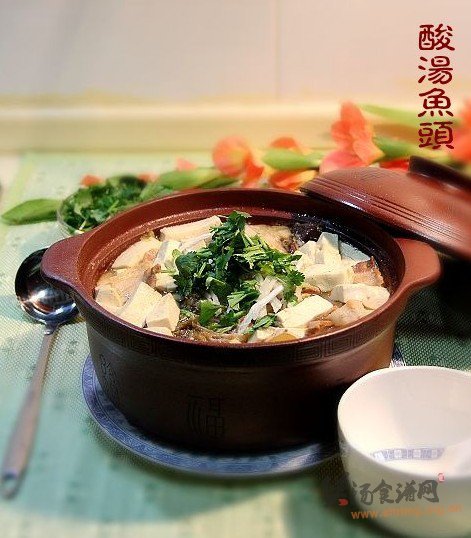 酸汤鱼头的做法