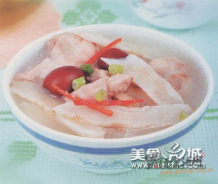 老鸭天麻红枣汤的做法