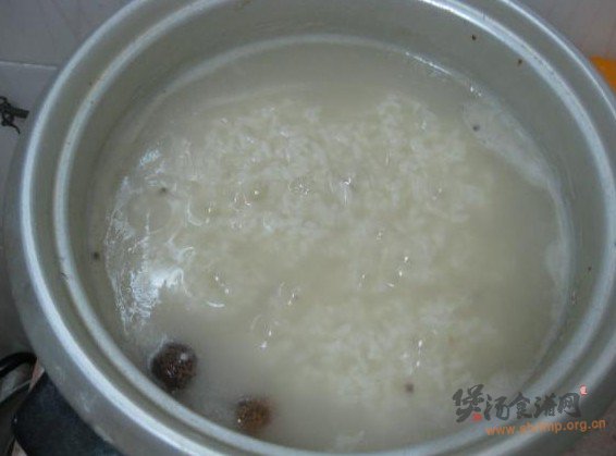 白术砂仁粥的做法