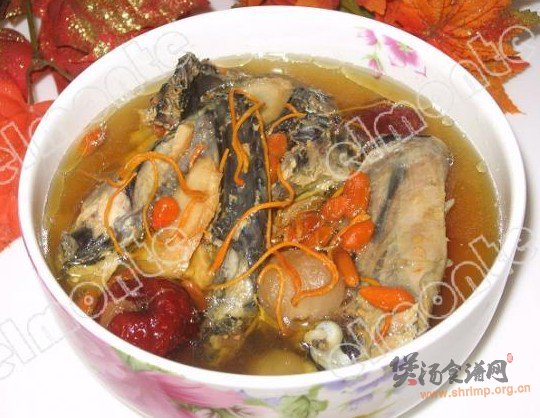 花旗参虫草花乌鸡汤的做法