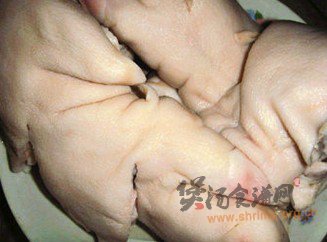 猪爪粉丝汤的做法