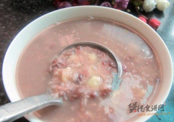 红豆莲子粥的做法