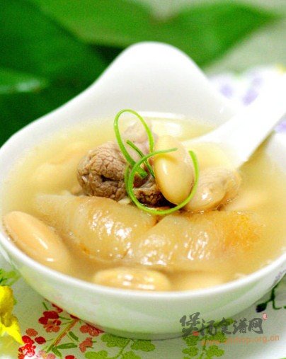 白芸豆肘子汤的做法