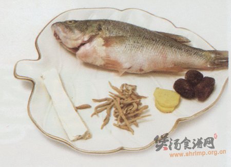 太子参淮山鲈鱼汤的做法