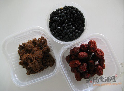 黑豆红枣甜汤的做法