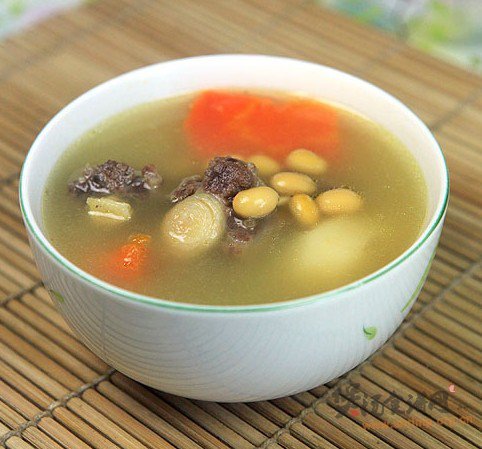 黄豆牛尾汤的做法
