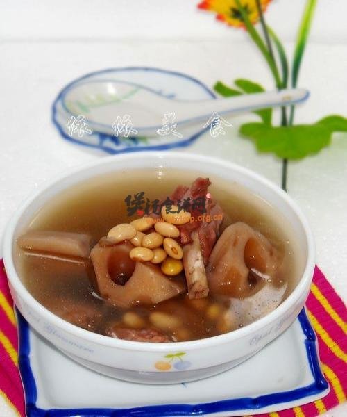 莲藕黄豆肉骨汤的做法