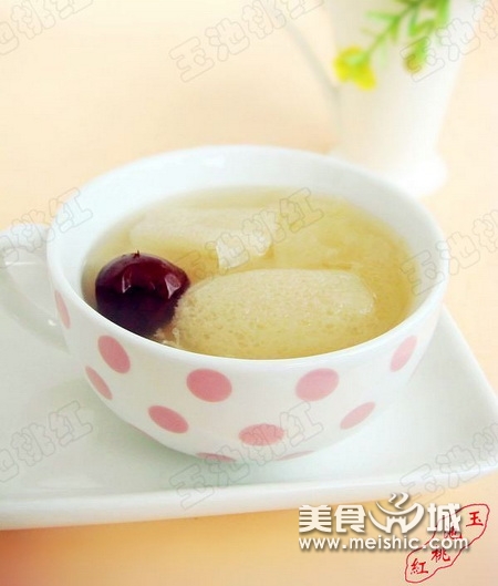 竹荪红枣银耳汤的做法