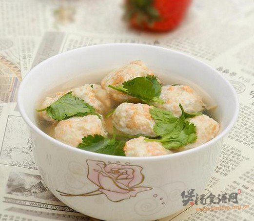 胡萝卜鸡丸汤的做法