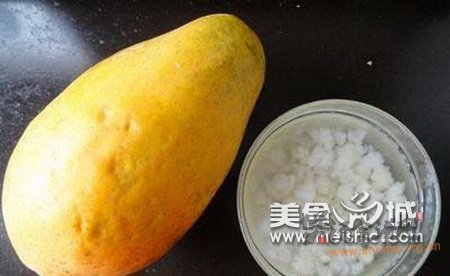 木瓜鲜奶炖雪蛤的做法