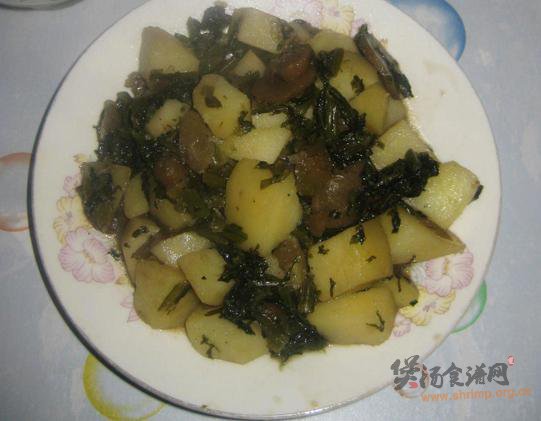 咸芥菜缨炖土豆的做法