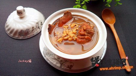 (图)土茯苓猪骨汤的做法