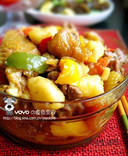 三黄鸡炖蔬菜的做法