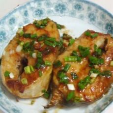 葱香煎鳗鱼的做法