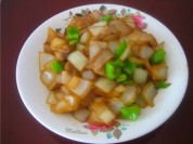 圆葱炒肉的做法