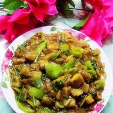 咖喱茄子地瓜的做法 咖喱茄子地瓜的做法