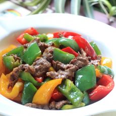 青椒炒牛肉的做法 青椒炒牛肉的做法