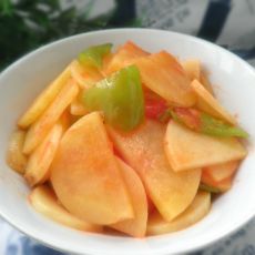西红柿炒土豆片的做法 西红柿炒土豆片的做法
