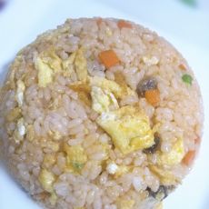 茄汁炒饭的做法 茄汁炒饭的做法