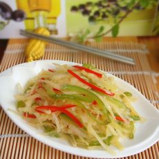 酸辣青红椒土豆丝的做法