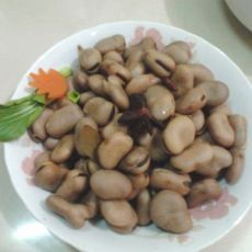 水煮五香蚕豆的做法 水煮五香蚕豆的做法