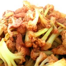 菜花炒肉的做法 菜花炒肉的做法