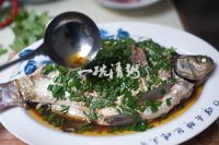 葱油武昌鱼的做法