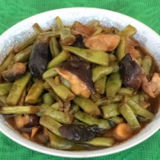 香菇炖豆角的做法 香菇炖豆角的做法