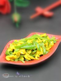 尖椒炒鸡蛋的做法